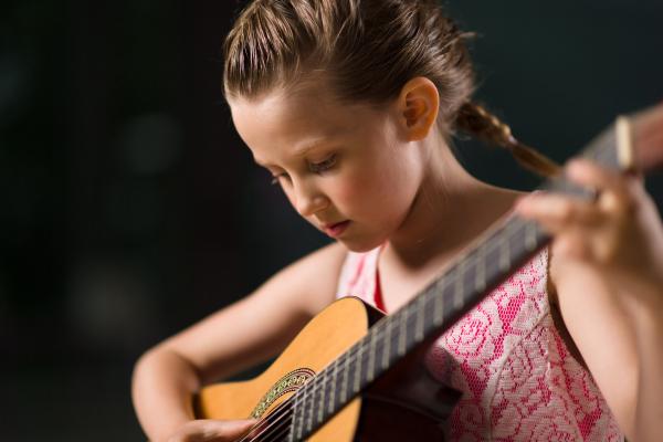 Plan your exam - girl with guitar